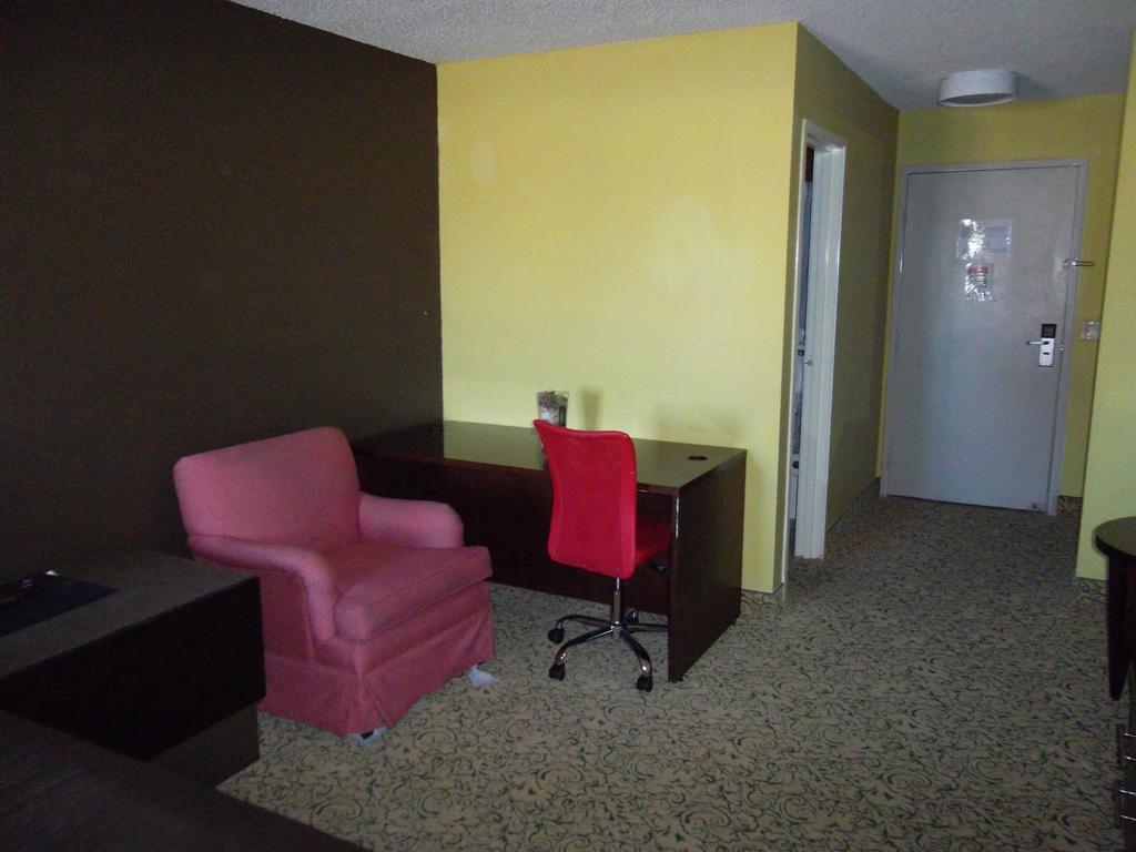 Hotel Claremont Vegas 2*